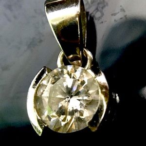 14k CZ pendant
